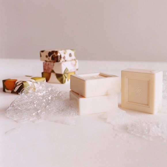 NEW Jo Malone English Pear & Freesia Soap 100g - Picture 5 of 5